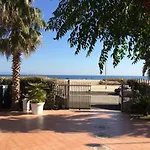 La Отель