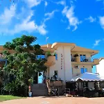 Hotel La 4*