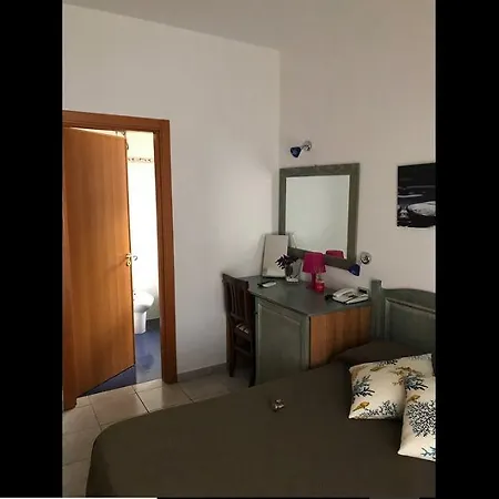 Hotel La 4*