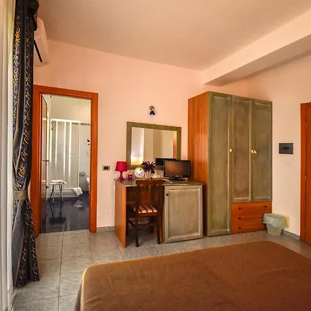 La 4* Corigliano Calabro